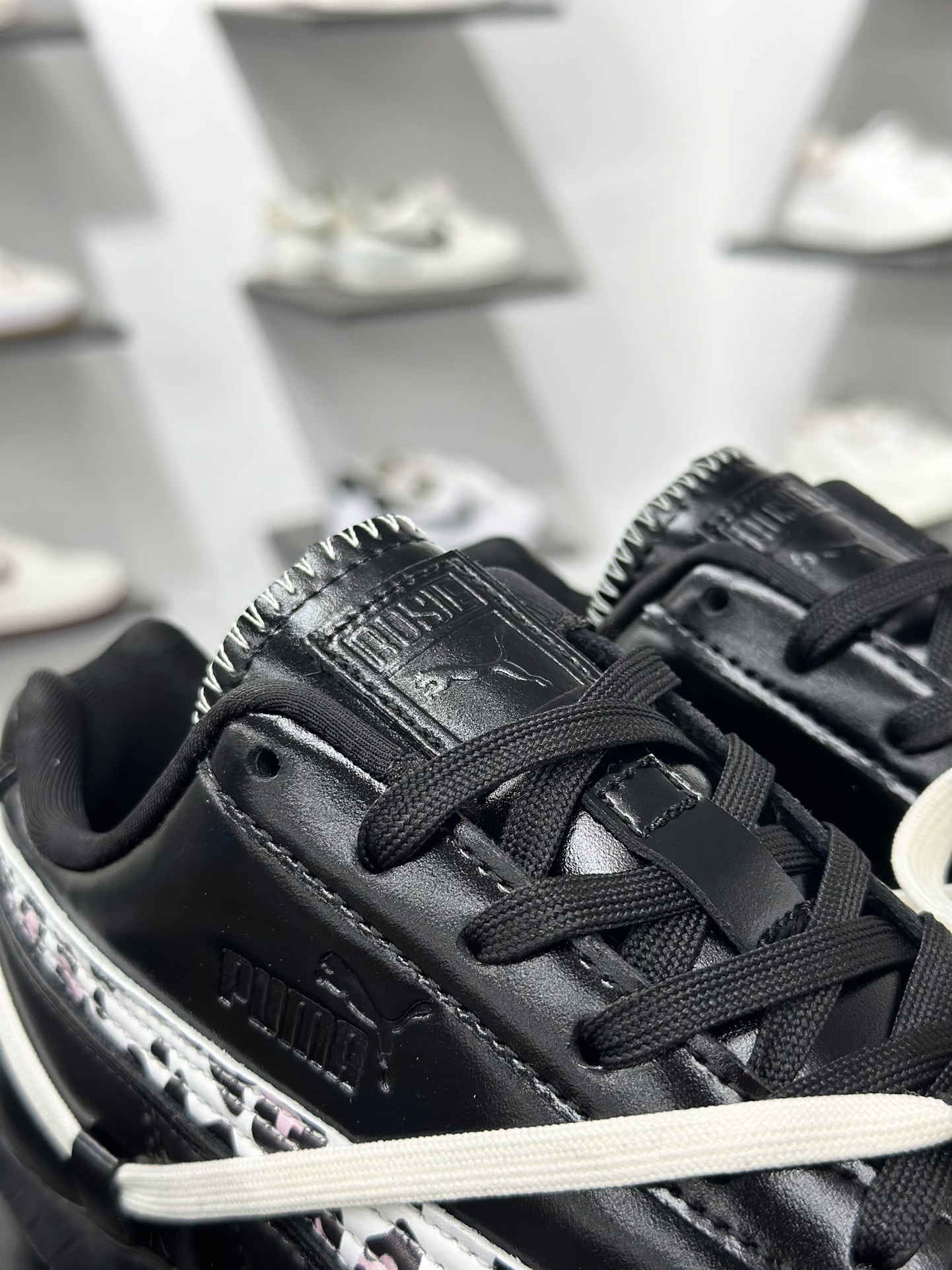 Rose x PUMA彪马 Speedcat 系列 联名款 赛车 德训双鞋带 绑带休闲运动低帮板鞋404391-01 Rose x PUMA彪马 Speedcat 系列 联名款 赛车 德训双鞋带 绑带休闲运动低帮板鞋404391-01