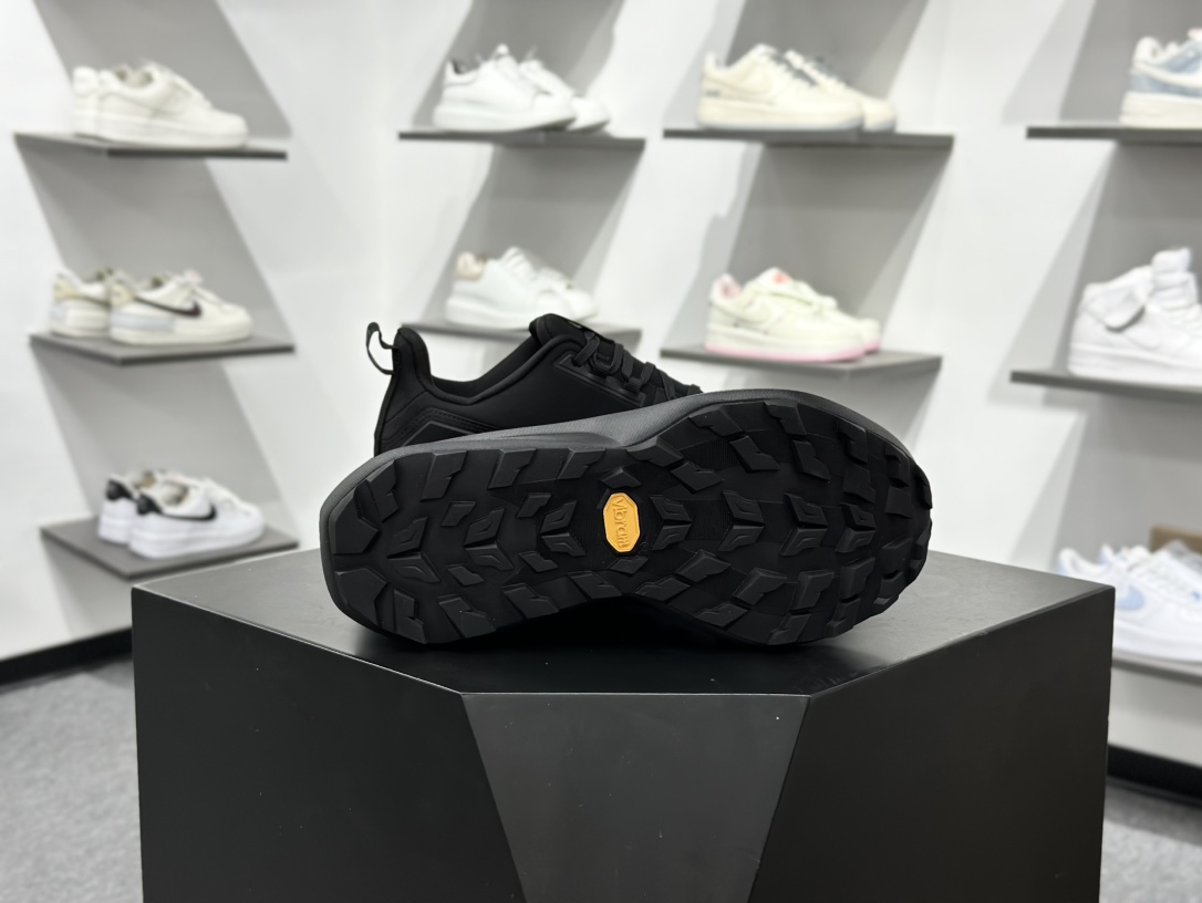 MAMMUT猛犸象 Aenergy 舒适百搭 耐磨防滑 低帮徒步鞋 MAMMUT是高山运动 登山和户外运动装备品牌