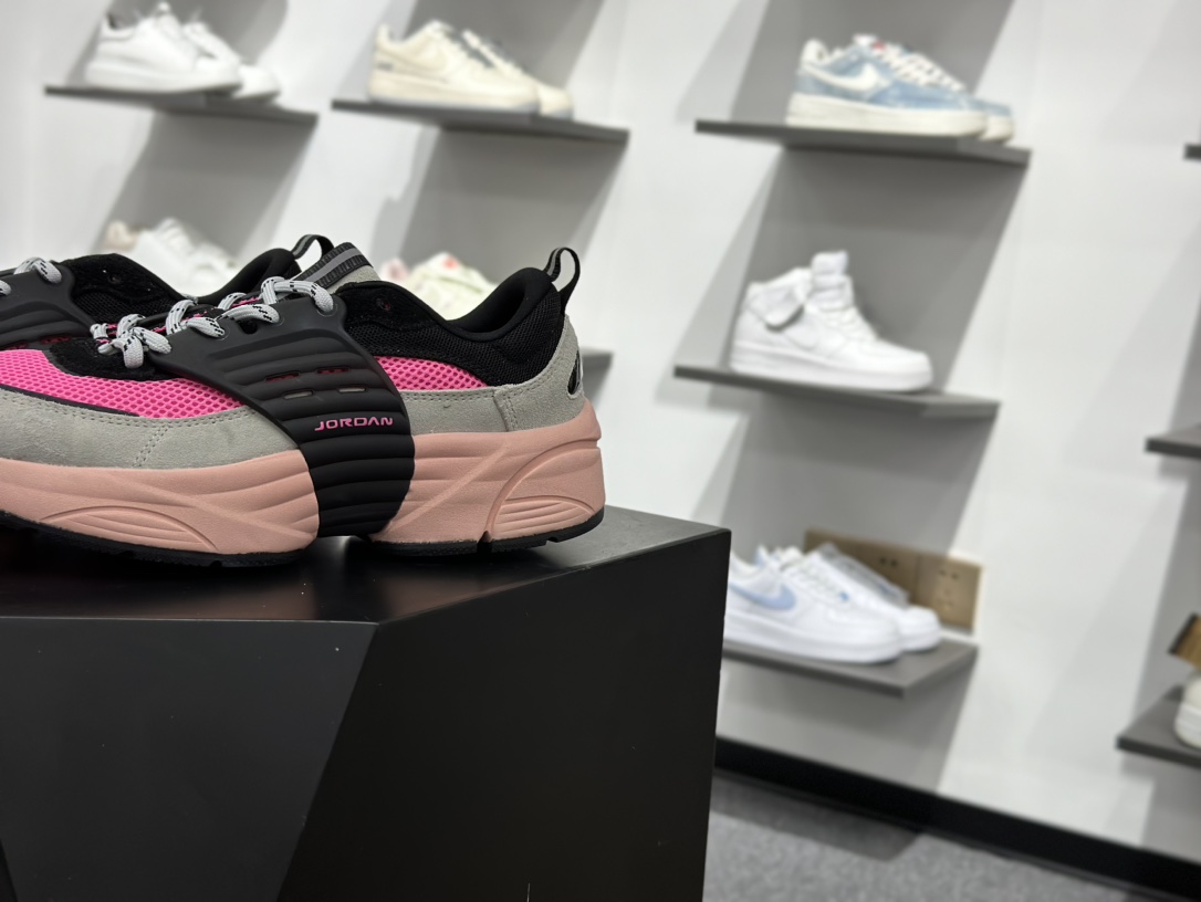 200 Jordan trunner o/s 经典百搭 透气支撑 生活休闲鞋 男女同款 IB3722-002