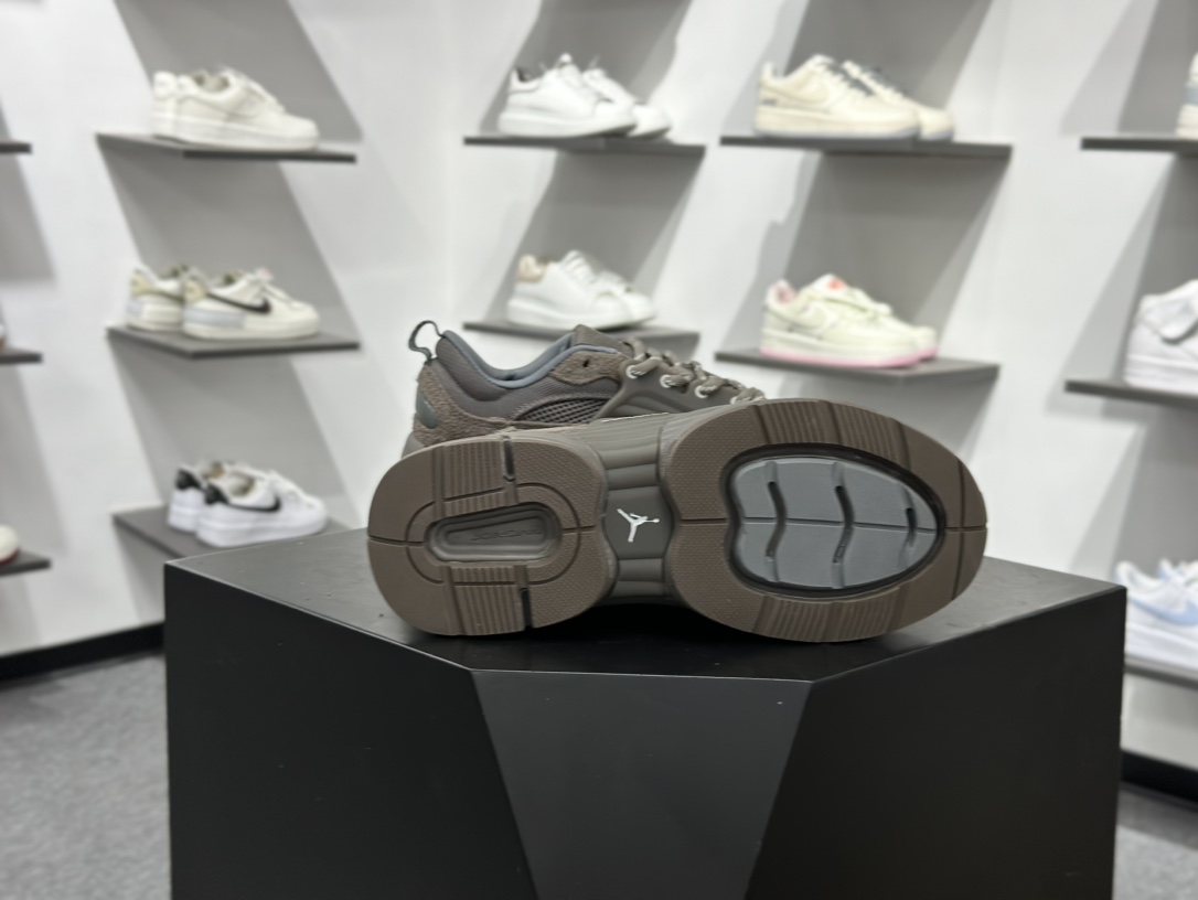 200 Jordan trunner o/s 经典百搭 透气支撑 生活休闲鞋 男女同款 IB3722-200