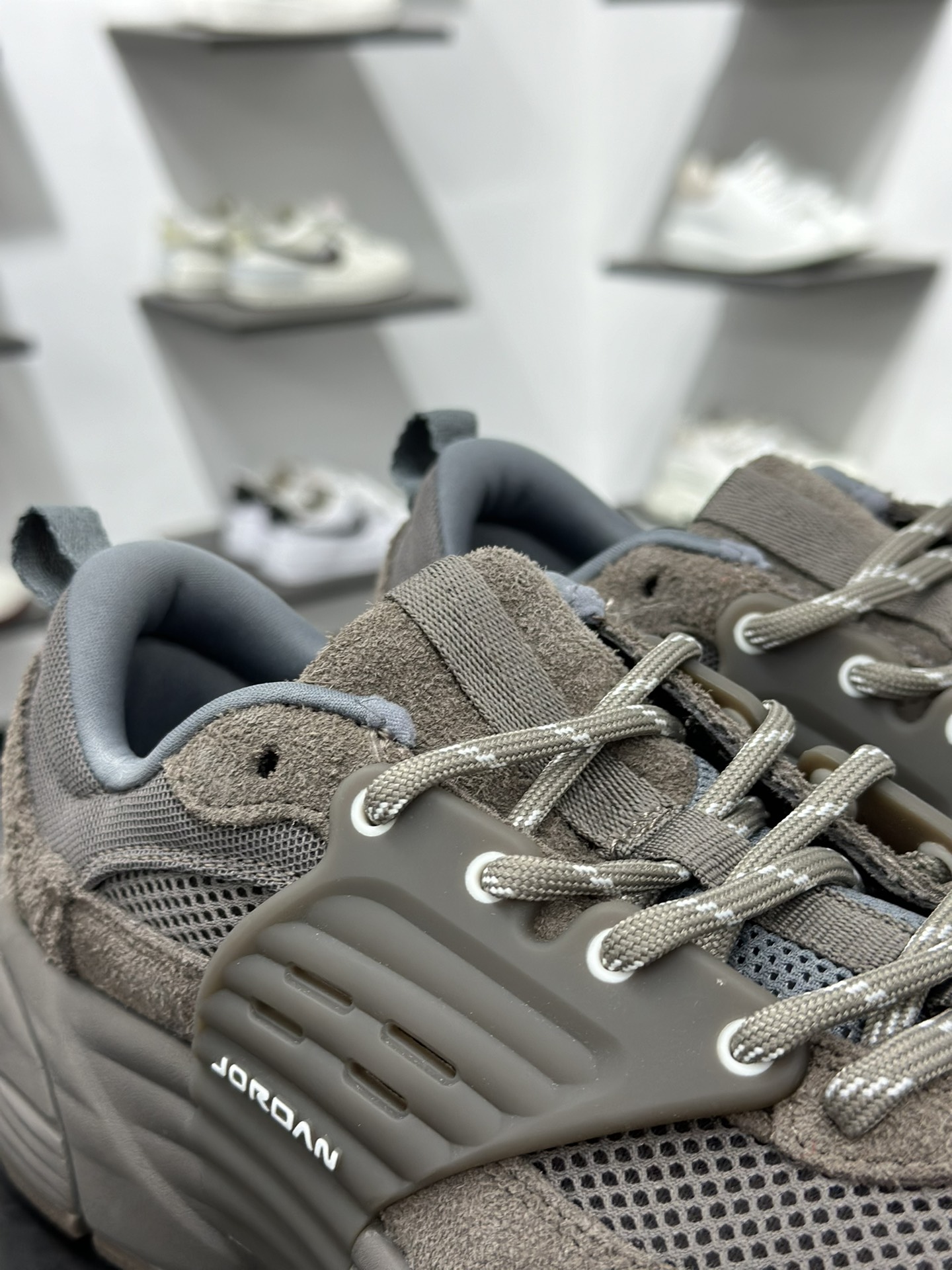 200 Jordan trunner o/s 经典百搭 透气支撑 生活休闲鞋 男女同款 IB3722-200