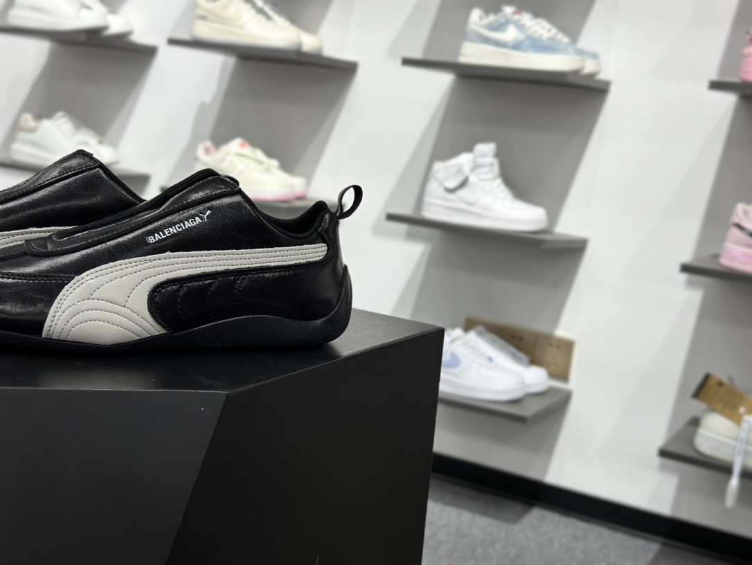 180 PUMA 彪马 x Speedcat Suede Balenciaga巴黎世家 Speedcat 系列 薄底鞋