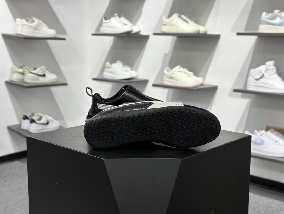 180 PUMA 彪马 x Speedcat Suede Balenciaga巴黎世家 Speedcat 系列 薄底鞋