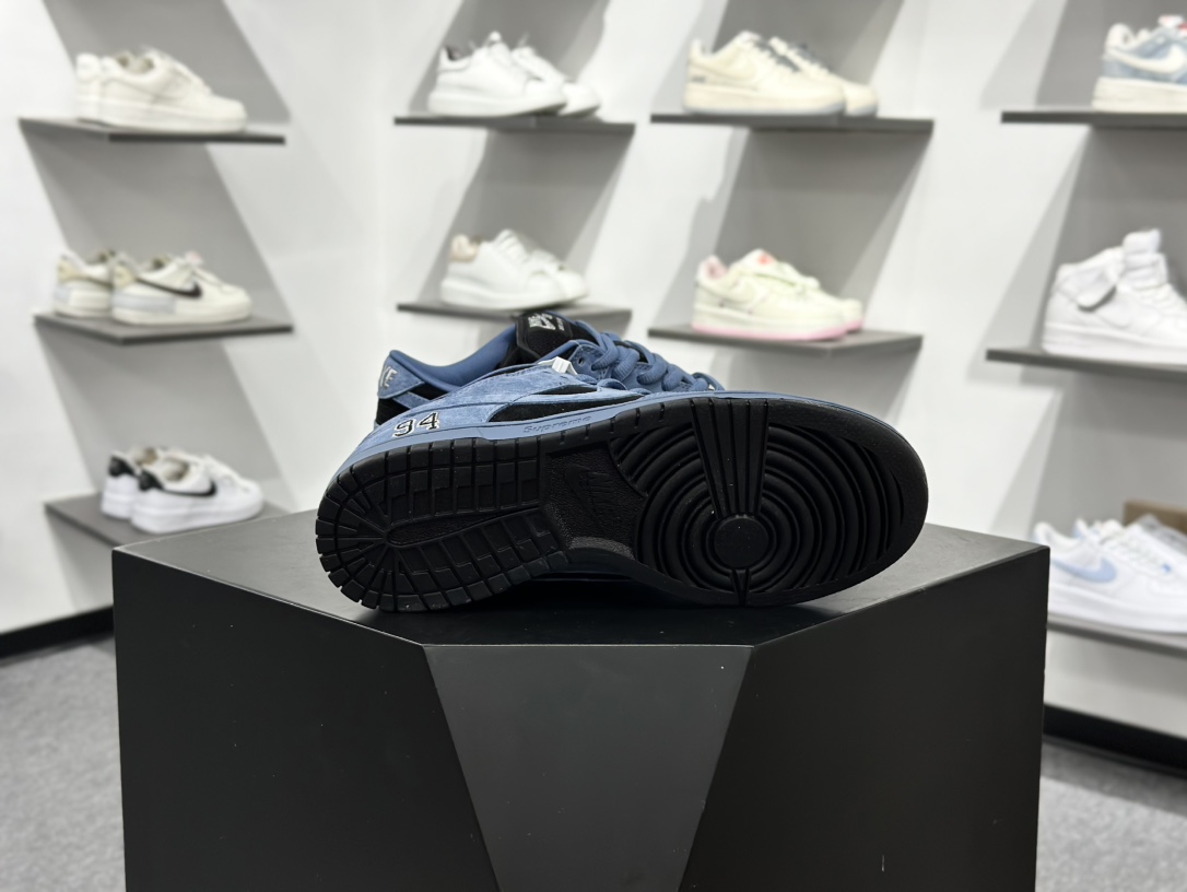220 Supreme x Nk Dunk SB Dunk Low 舒适 防滑耐磨低帮板鞋 HQ8487-400