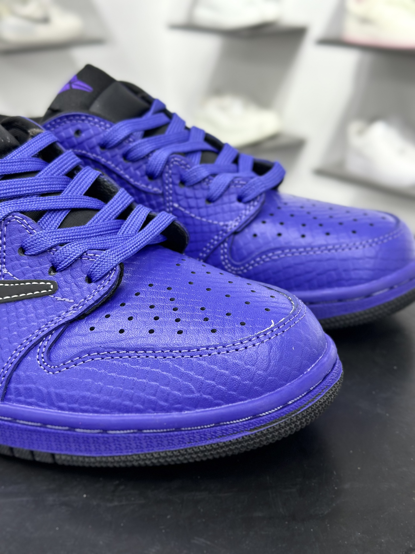 Kobe Bryant x Nike Air Force 1 Low低帮板鞋