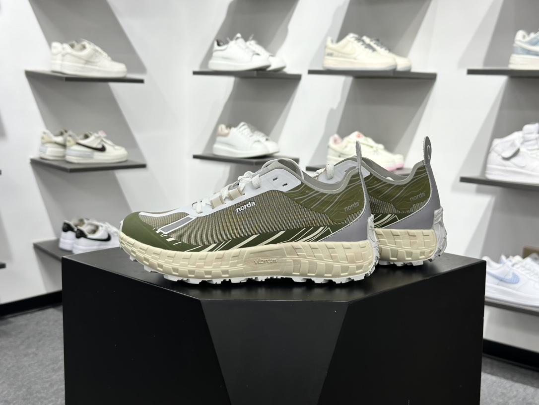 220 Norda 诺达 001 Sneaker 网面越野跑步鞋