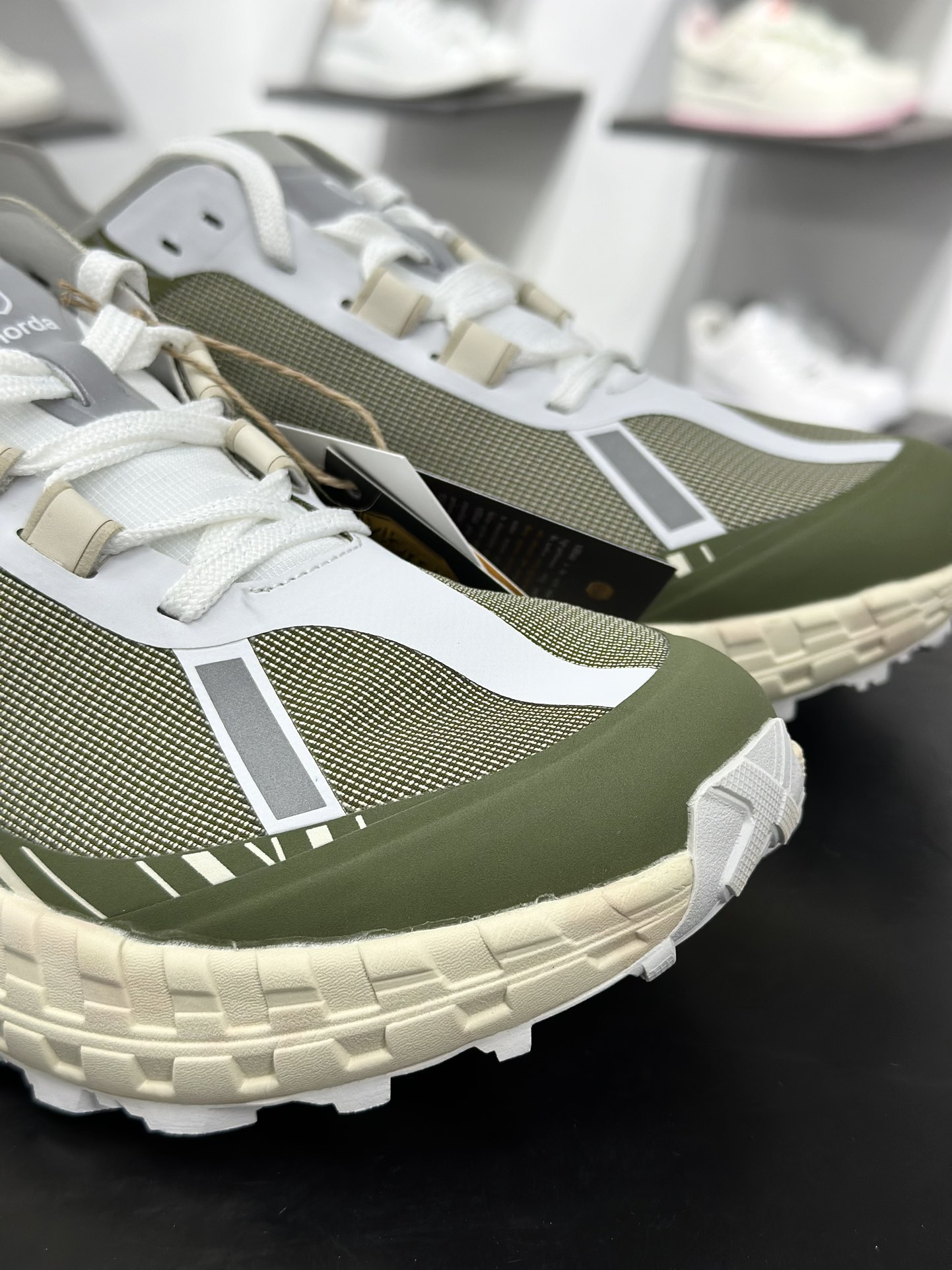 220 Norda 诺达 001 Sneaker 网面越野跑步鞋