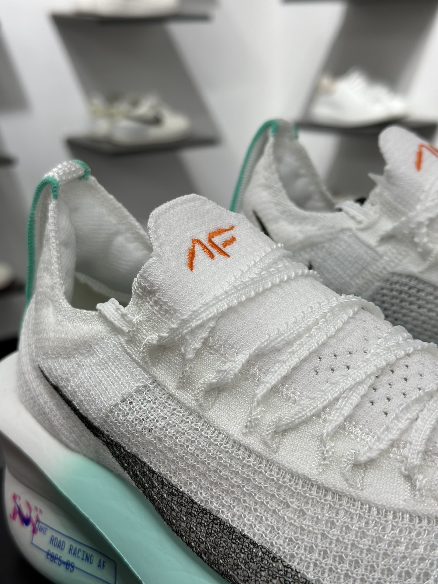 240 Nike Air Zoom Alphafly NEXT% 3 马拉松跑鞋 2024全新马拉松超级跑鞋 FD8315-104