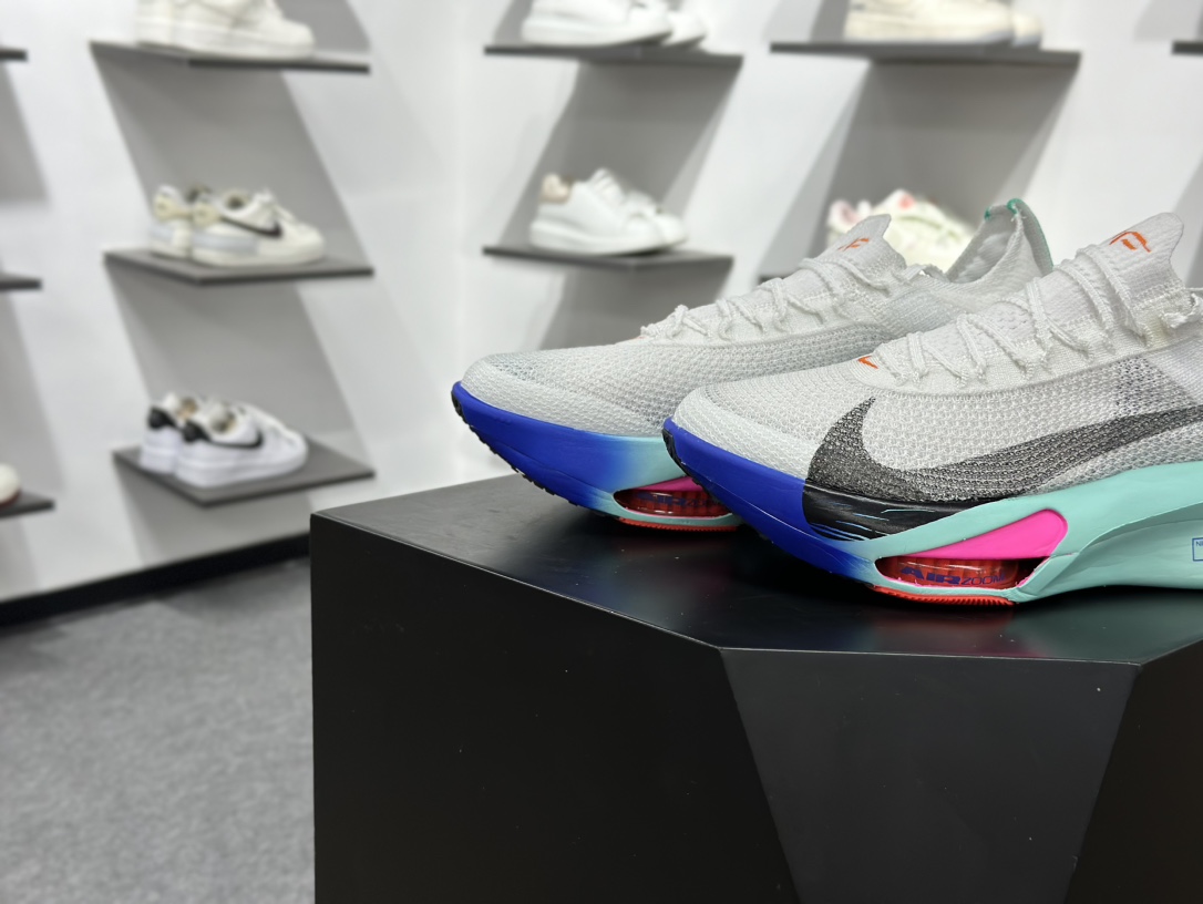 240 Nike Air Zoom Alphafly NEXT% 3 马拉松跑鞋 2024全新马拉松超级跑鞋 FD8315-104