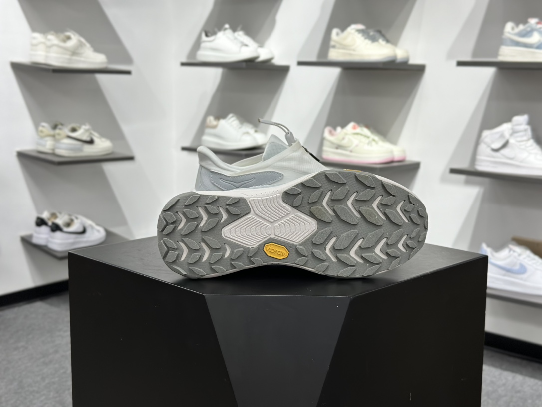 200 HOKA ONE ONE U PROJECT TRANSPO 低帮专业越野跑步鞋 1162850/wmc