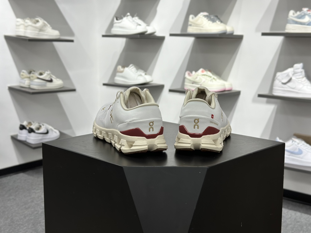 180 On昂跑 Cloud 6 Push 轻量运动休闲鞋