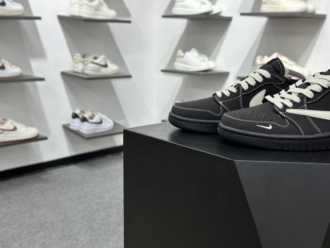 Travis Scott x Nike Air Jordan 1 Low x ACW Air Jordan 1 Low 反转黑白小勾倒钩纯原版本 AC1808-191
