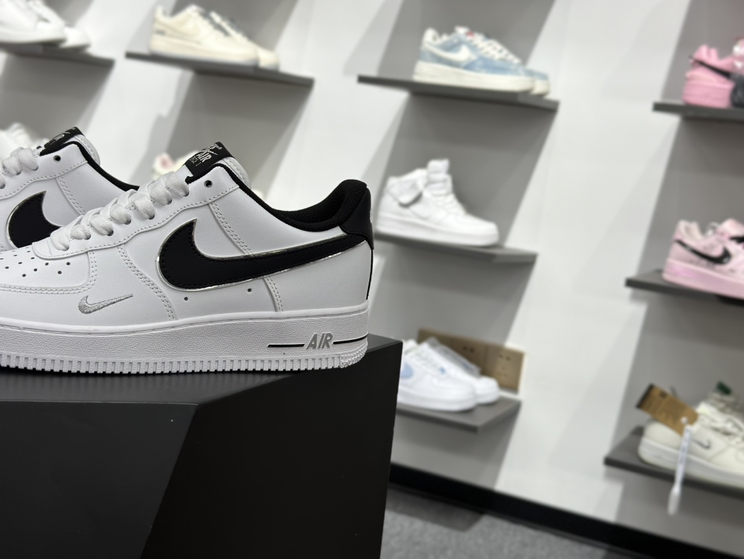200 Air Force 1 '07 Low 白黑 HQ1911-100
