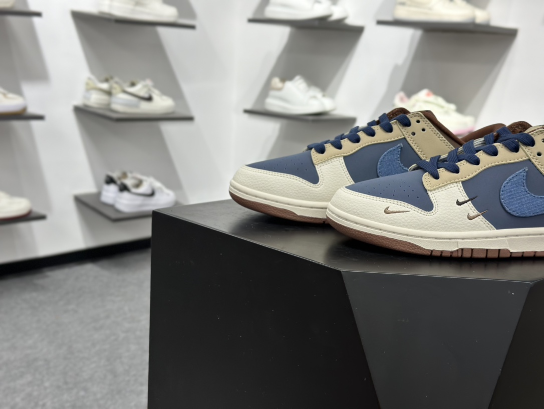 200 Nike SB Dunk Low 斯图西联名 周年高端定制 低帮休闲板鞋 XD1588-209