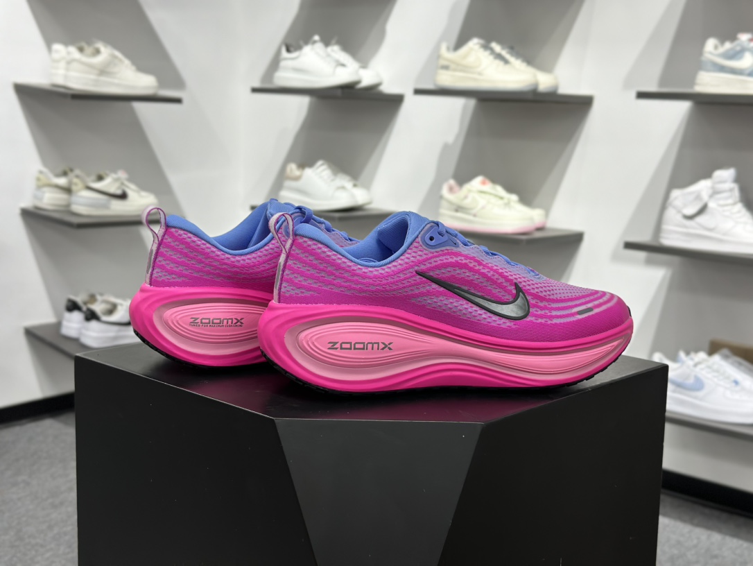 180 Nike Air Zoom Vomero Plus 耐克网面厚底气垫跑鞋 HV8154-400