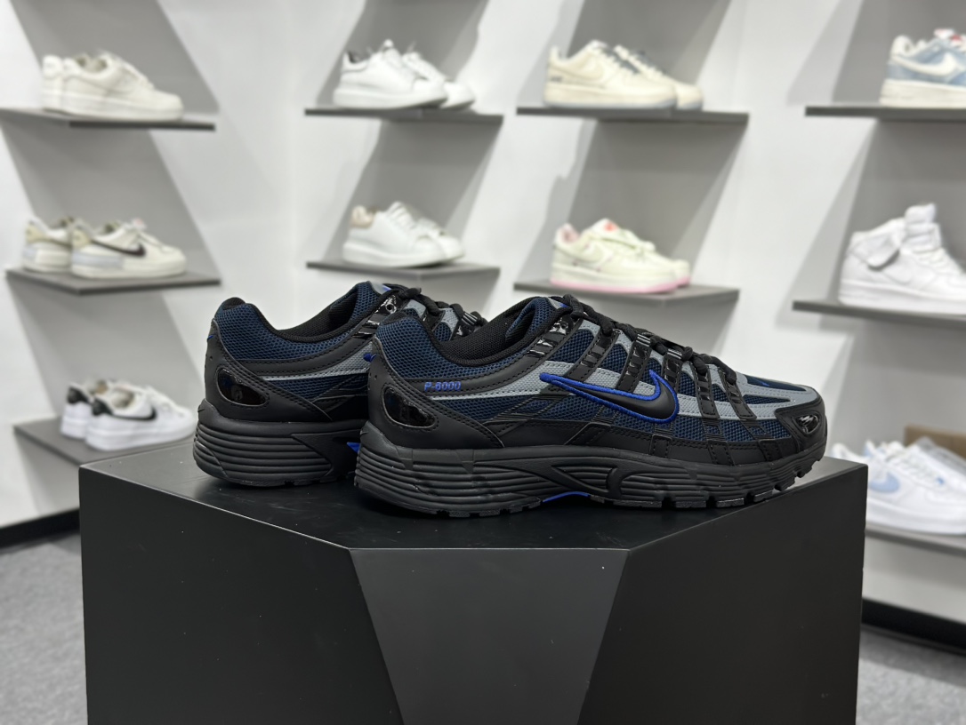 Nike p-6000 女子跑鞋内外侧都用了灰色的钩子 IF6199-002