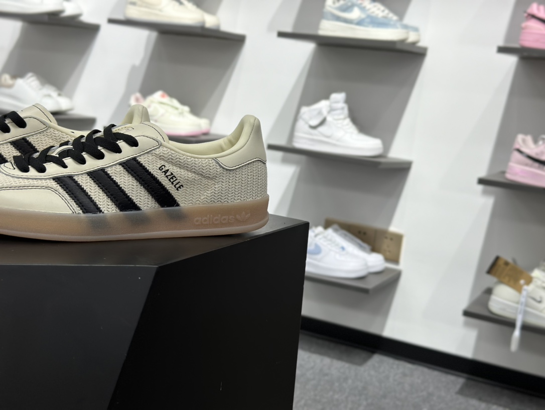 Adidas originals Gazelle Indoor 复古单品 JQ7083-莆田鞋,莆田鞋货源,高仿鞋,高仿鞋货源,安福档口,莆田高仿鞋,莆田鞋批发,高仿鞋批发,莆田高仿运动鞋,高仿运动鞋,莆田运动鞋 Adidas originals Gazelle Indoor 复古单品 JQ7083