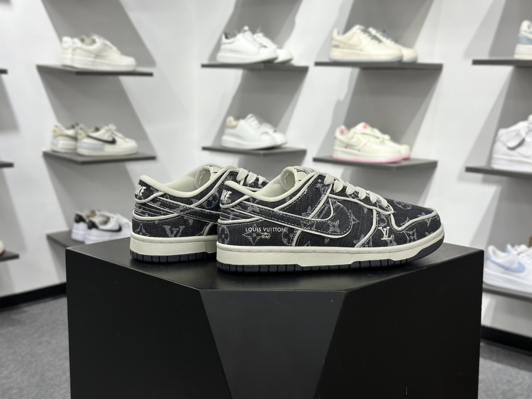 280 Nike SB Dunk Low x Louis Vuitton LV联名-黑牛仔 SC0601-470