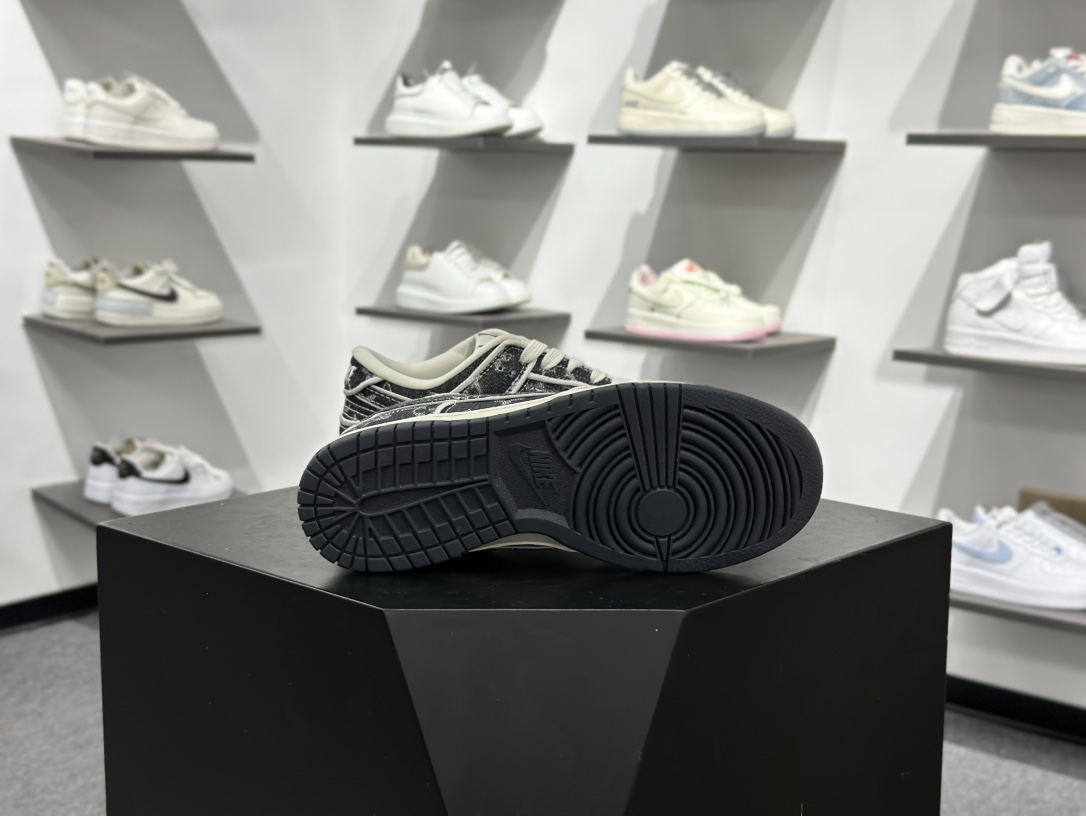 280 Nike SB Dunk Low x Louis Vuitton LV联名-黑牛仔 SC0601-470