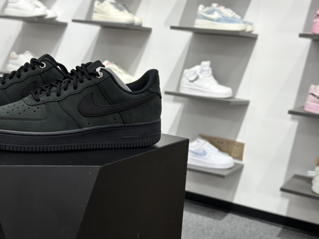 200 NK Air Force 1 Low 空军一号低帮休闲板鞋 CJ9179-001