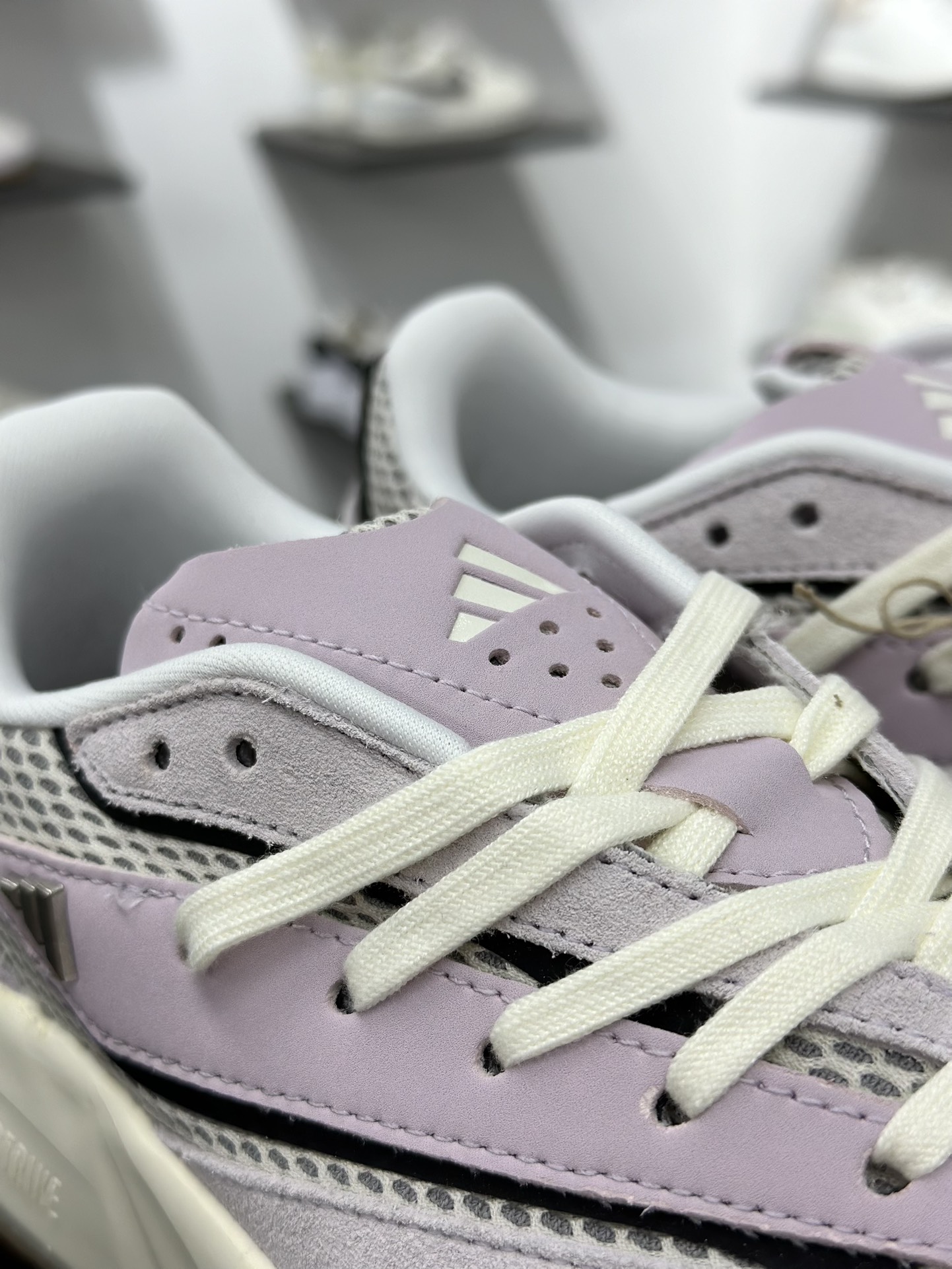 200 Ad LIGHTBLAZE 紫黑 耐磨减震专业跑步鞋 JQ9971