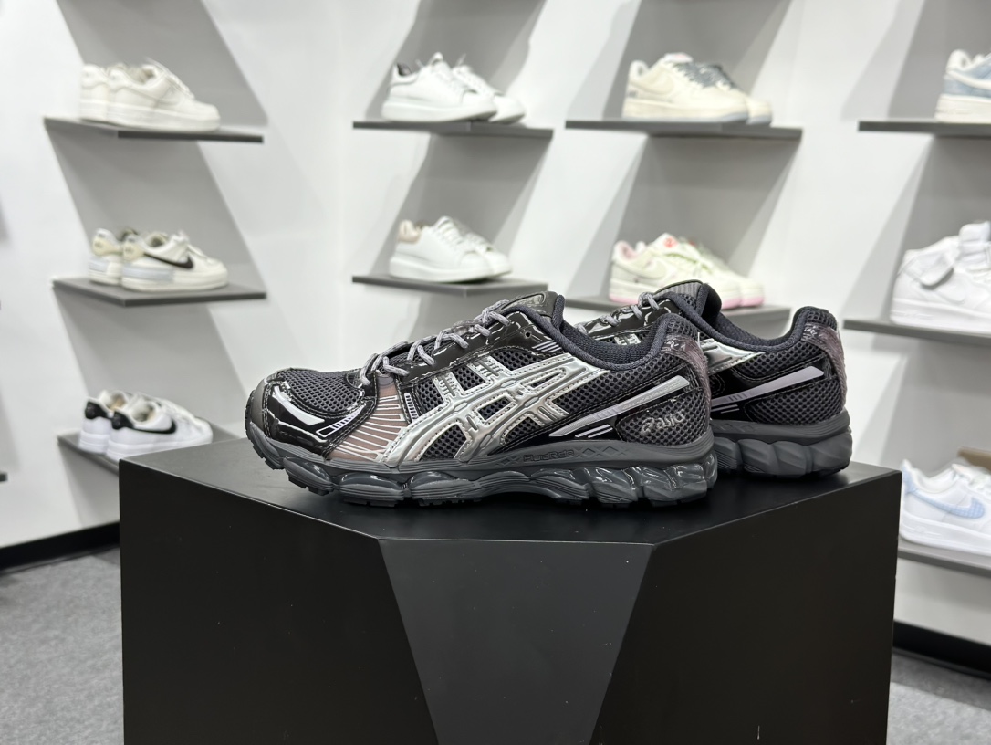 200 kith x Asics Gel-Kayano 12.1 黑银 联名亚瑟士百搭休闲运动慢跑鞋 1203A930-020