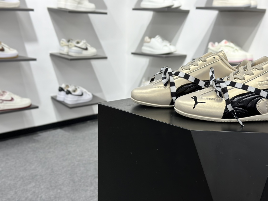 180 Rose x Puma Speedcat 彪马 双鞋带 防滑耐磨生活休闲 运动鞋 404392-01