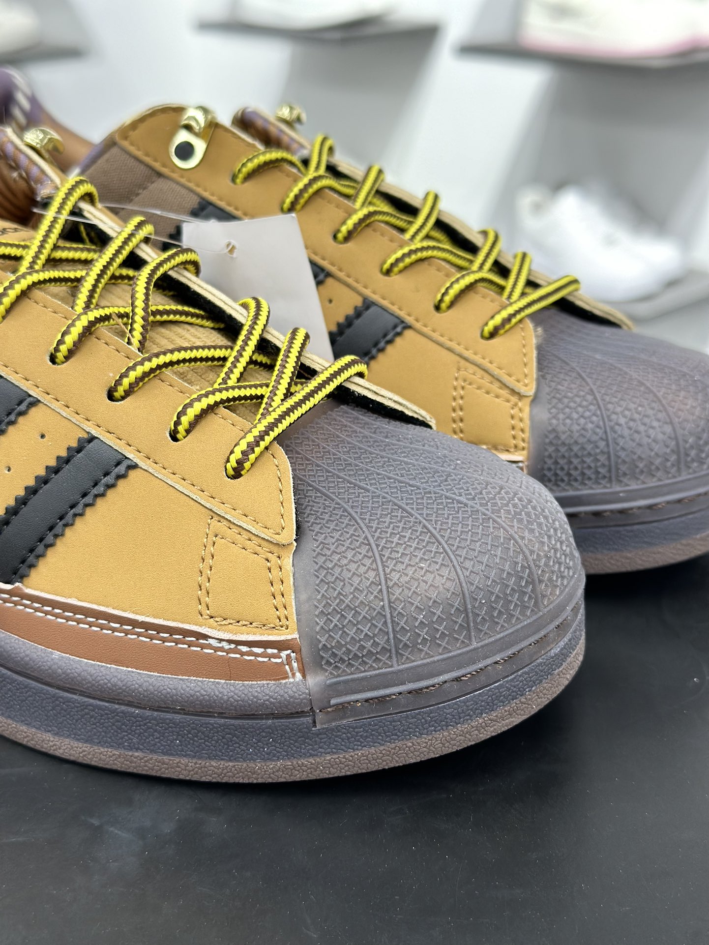 160 Adidas Originals Super II全新配色 贝壳头休闲板鞋 JR6990