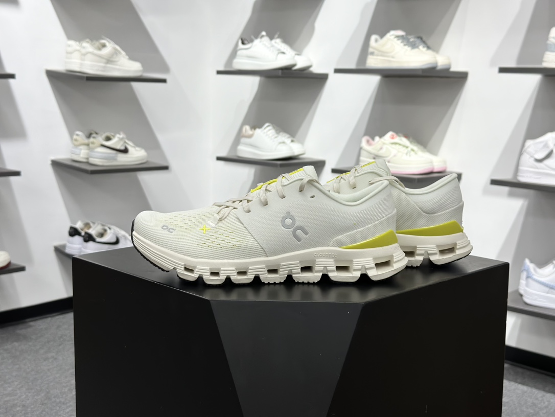 CloudvistaX4 全新综合体能训练运动鞋 Cloud X 舒适乐趣跑 3ME3004