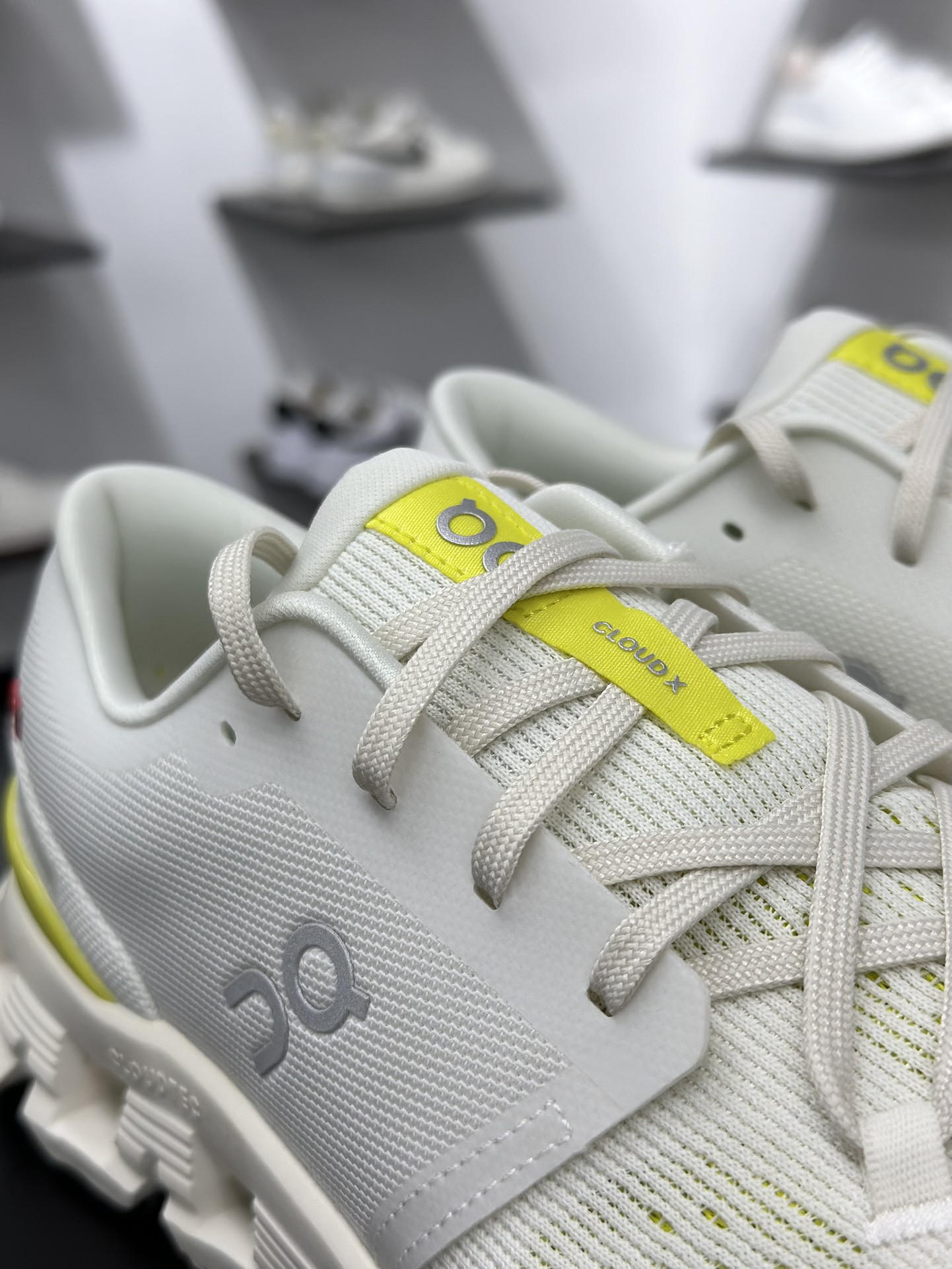 CloudvistaX4 全新综合体能训练运动鞋 Cloud X 舒适乐趣跑 3ME3004