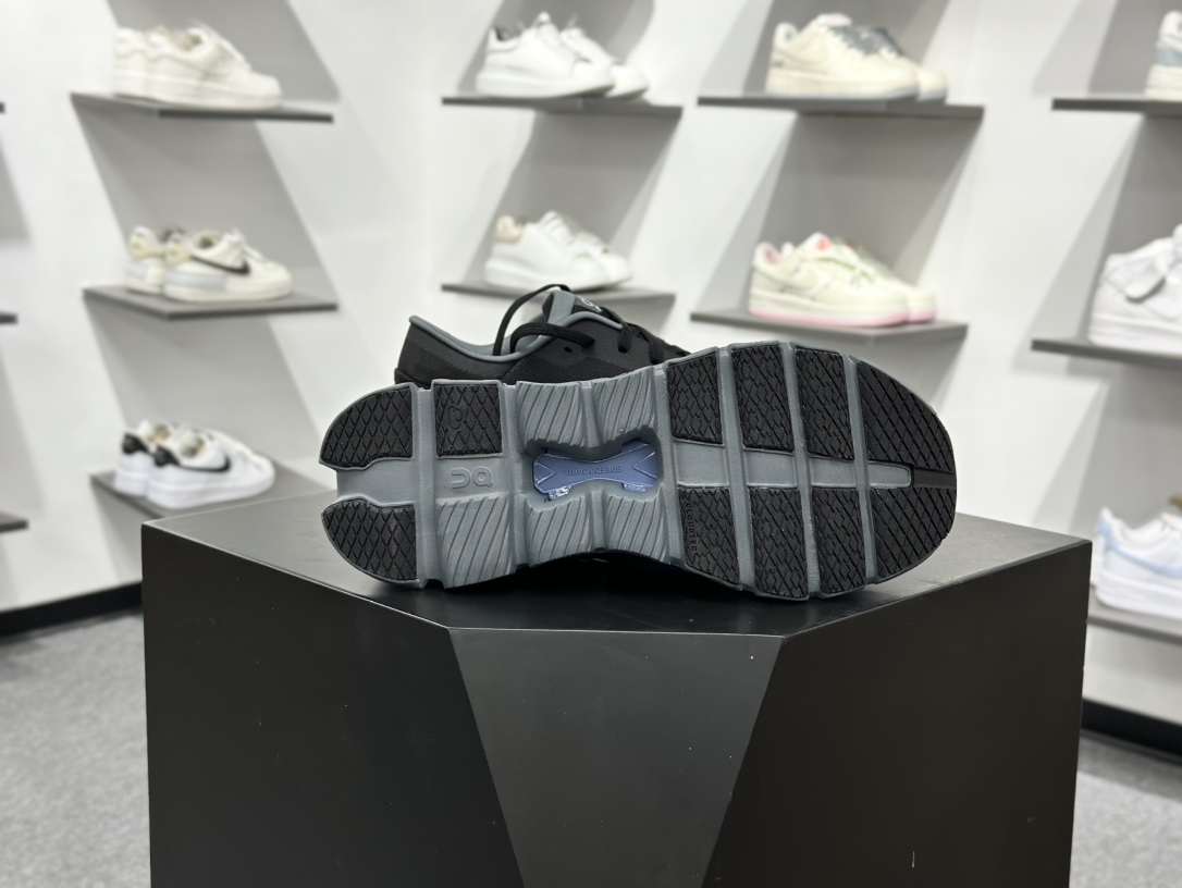 180 CloudvistaX4 全新综合体能训练运动鞋 Cloud X 舒适乐趣跑 3ME3004