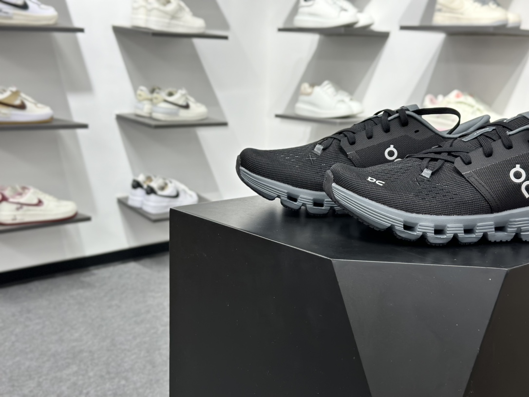 180 CloudvistaX4 全新综合体能训练运动鞋 Cloud X 舒适乐趣跑 3ME3004