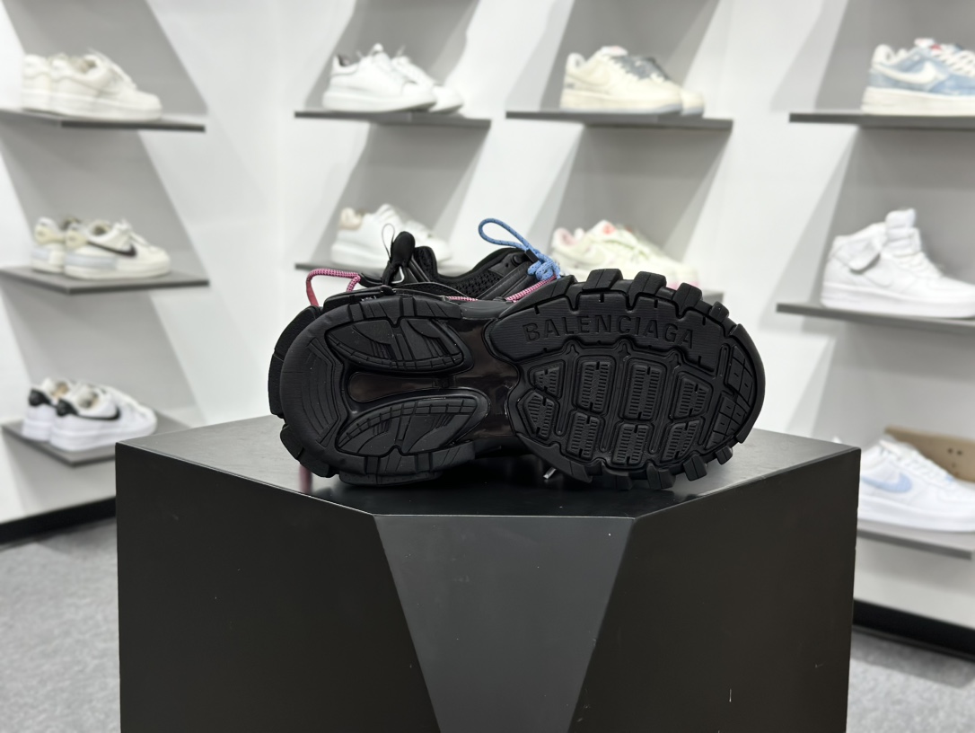 Balenciaga 巴黎世家3.0低帮老爹鞋 Balenciaga3.0 Track.2 Open Sneaker 巴黎世家3.0 三代户外概念鞋 800590 WTRHK 1594