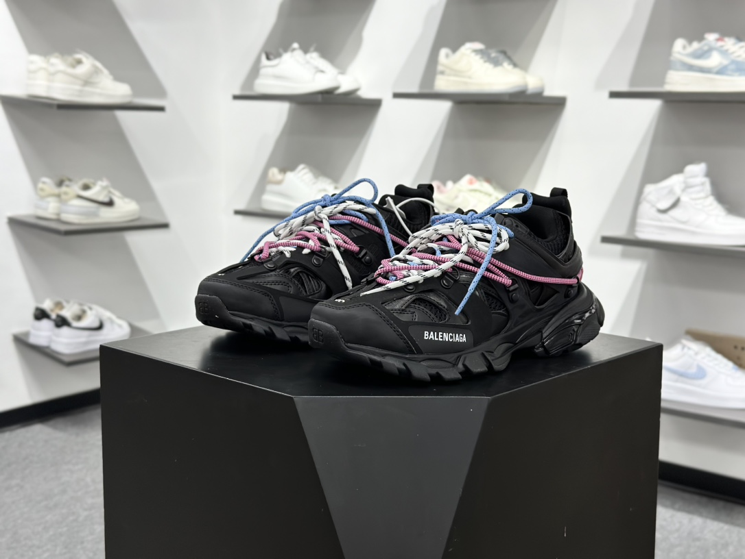 Balenciaga 巴黎世家3.0低帮老爹鞋 Balenciaga3.0 Track.2 Open Sneaker 巴黎世家3.0 三代户外概念鞋 800590 WTRHK 1594