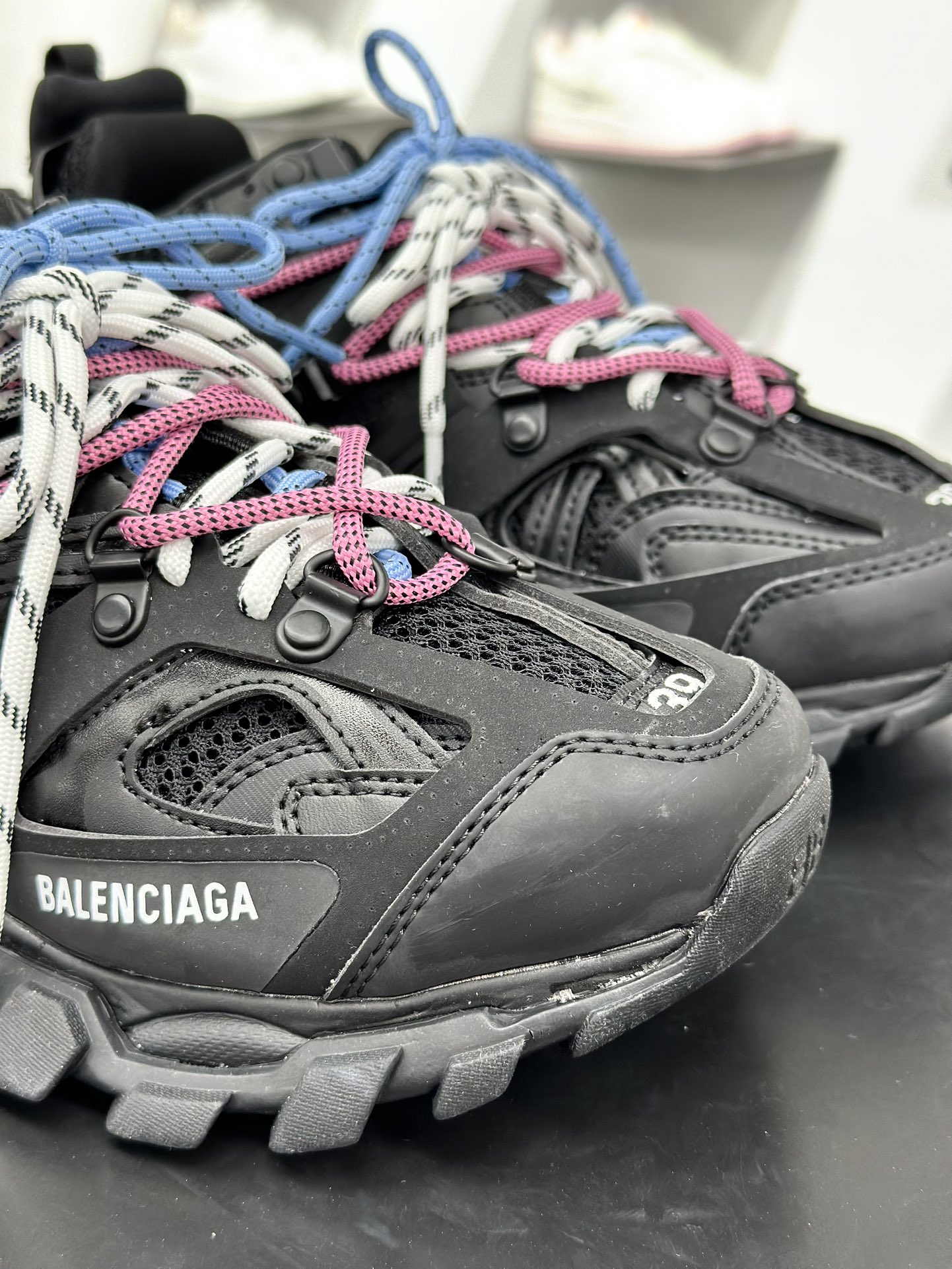 Balenciaga 巴黎世家3.0低帮老爹鞋 Balenciaga3.0 Track.2 Open Sneaker 巴黎世家3.0 三代户外概念鞋 800590 WTRHK 1594