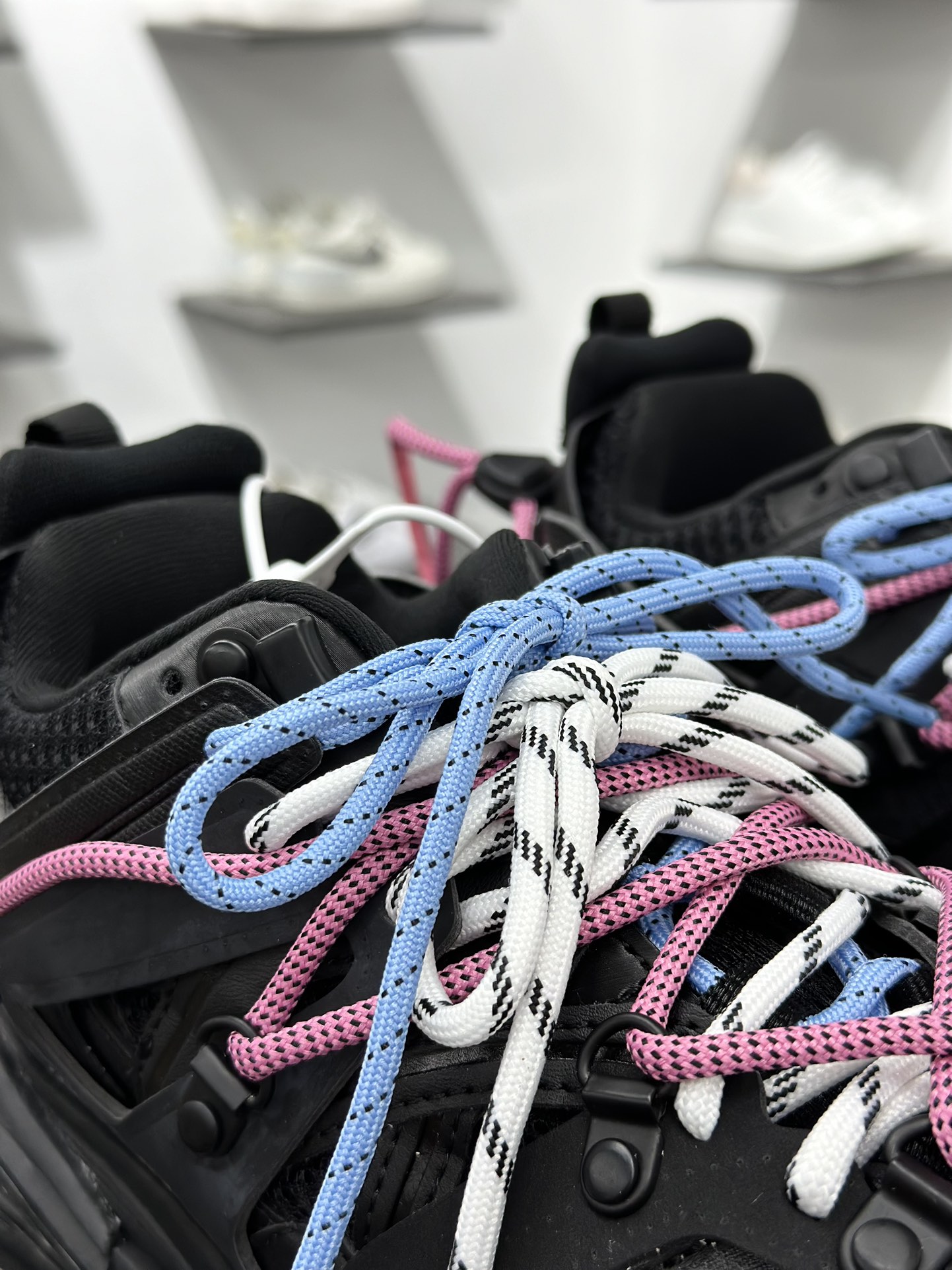 Balenciaga 巴黎世家3.0低帮老爹鞋 Balenciaga3.0 Track.2 Open Sneaker 巴黎世家3.0 三代户外概念鞋 800590 WTRHK 1594