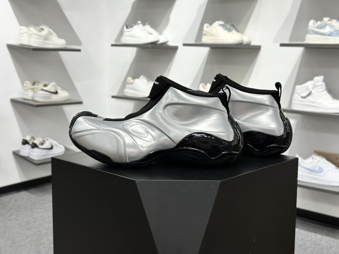 560 Balenciaga巴黎世家 basketball 篮球鞋 圆头拉链 中帮 生活休闲鞋 男款 银色 824909 WBKBM