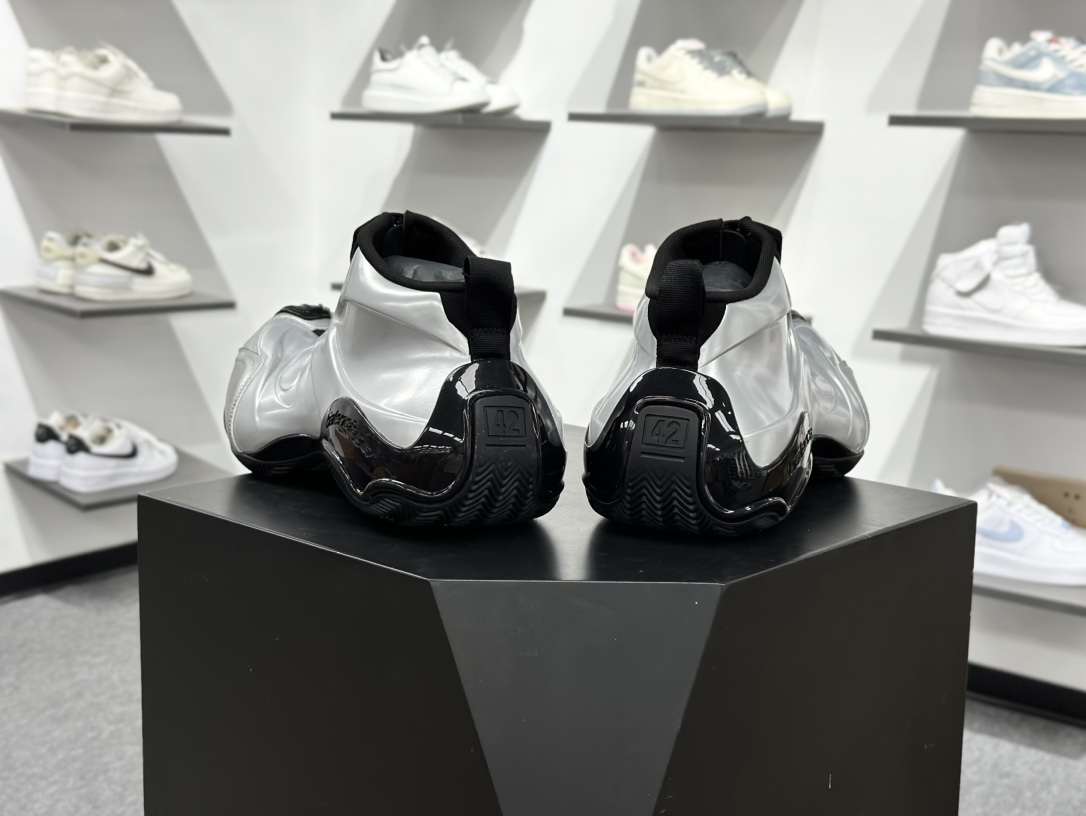 560 Balenciaga巴黎世家 basketball 篮球鞋 圆头拉链 中帮 生活休闲鞋 男款 银色 824909 WBKBM