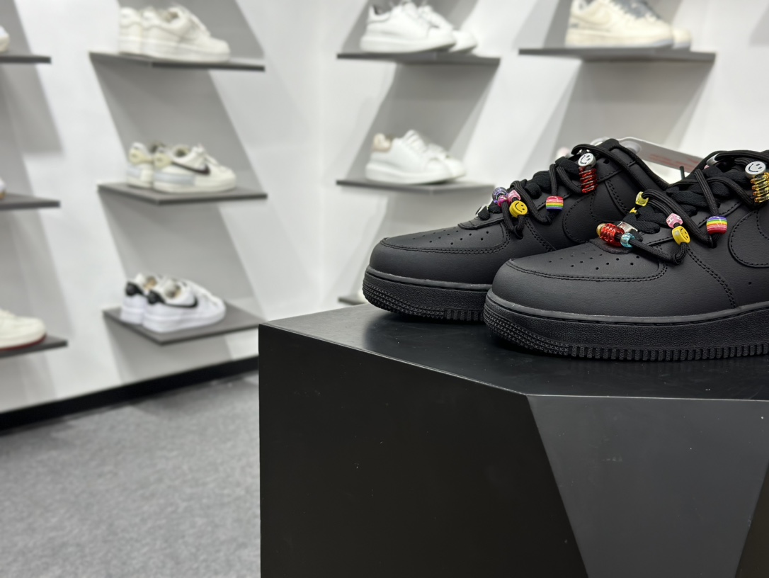 Nike Air Force 1 Low 笑脸密码 FQ5296-101