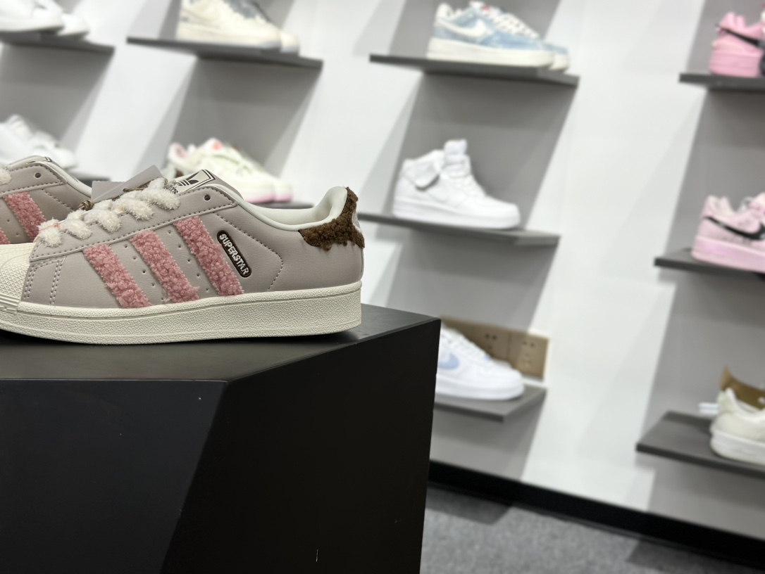 160 Adidas Originals SUPER II W 经典贝壳头 JR6986