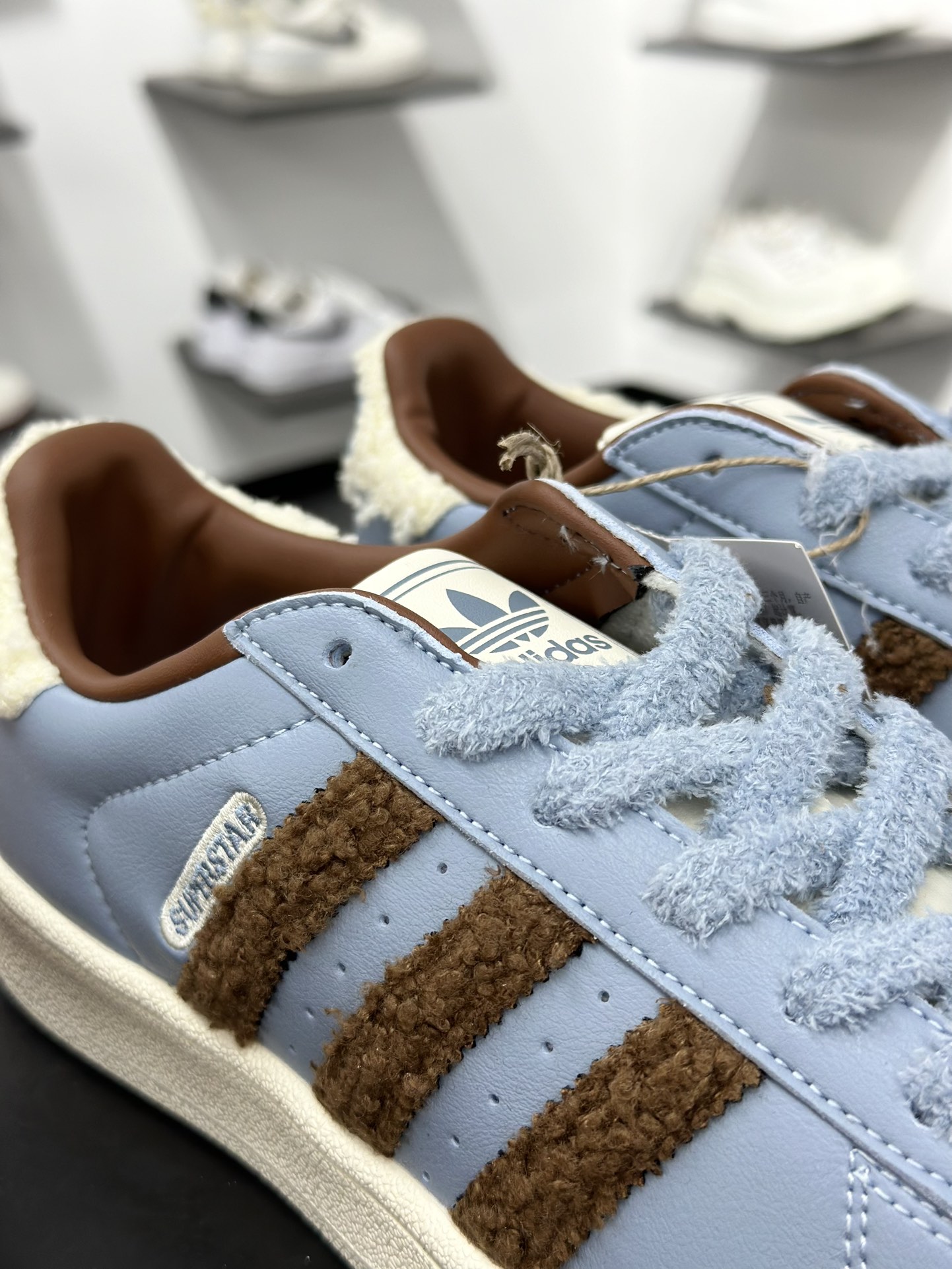 160 Adidas Originals SUPER II W 经典贝壳头 JR6987