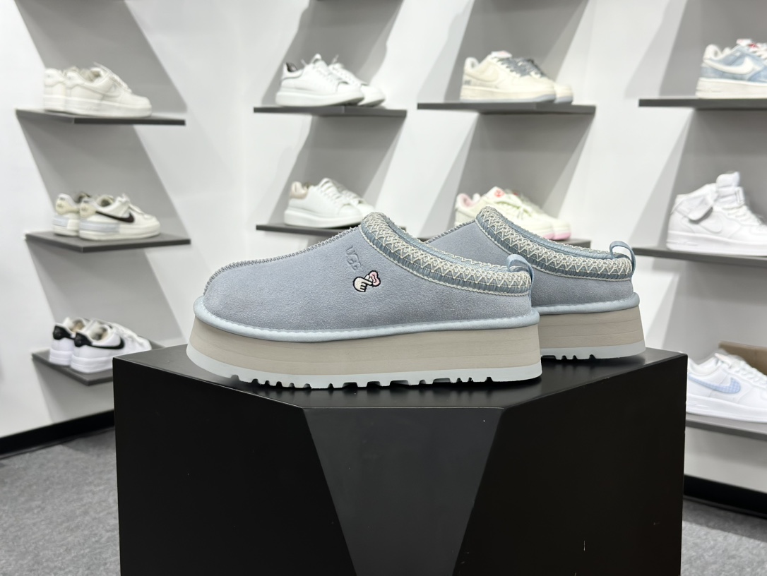 UGG 时尚简约 穆勒风防磨包头5CM半拖鞋 民族风秋冬雪地靴 羊皮毛一体高品质