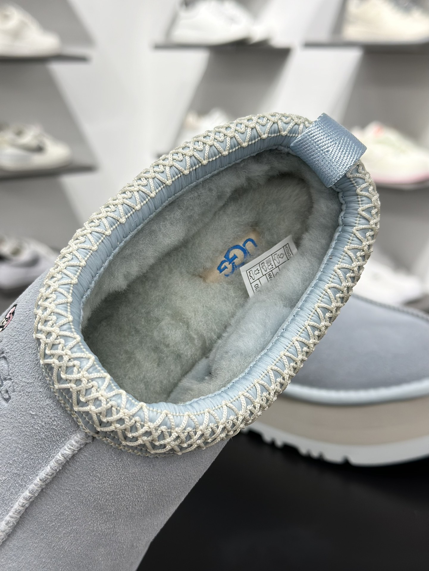 UGG 时尚简约 穆勒风防磨包头5CM半拖鞋 民族风秋冬雪地靴 羊皮毛一体高品质