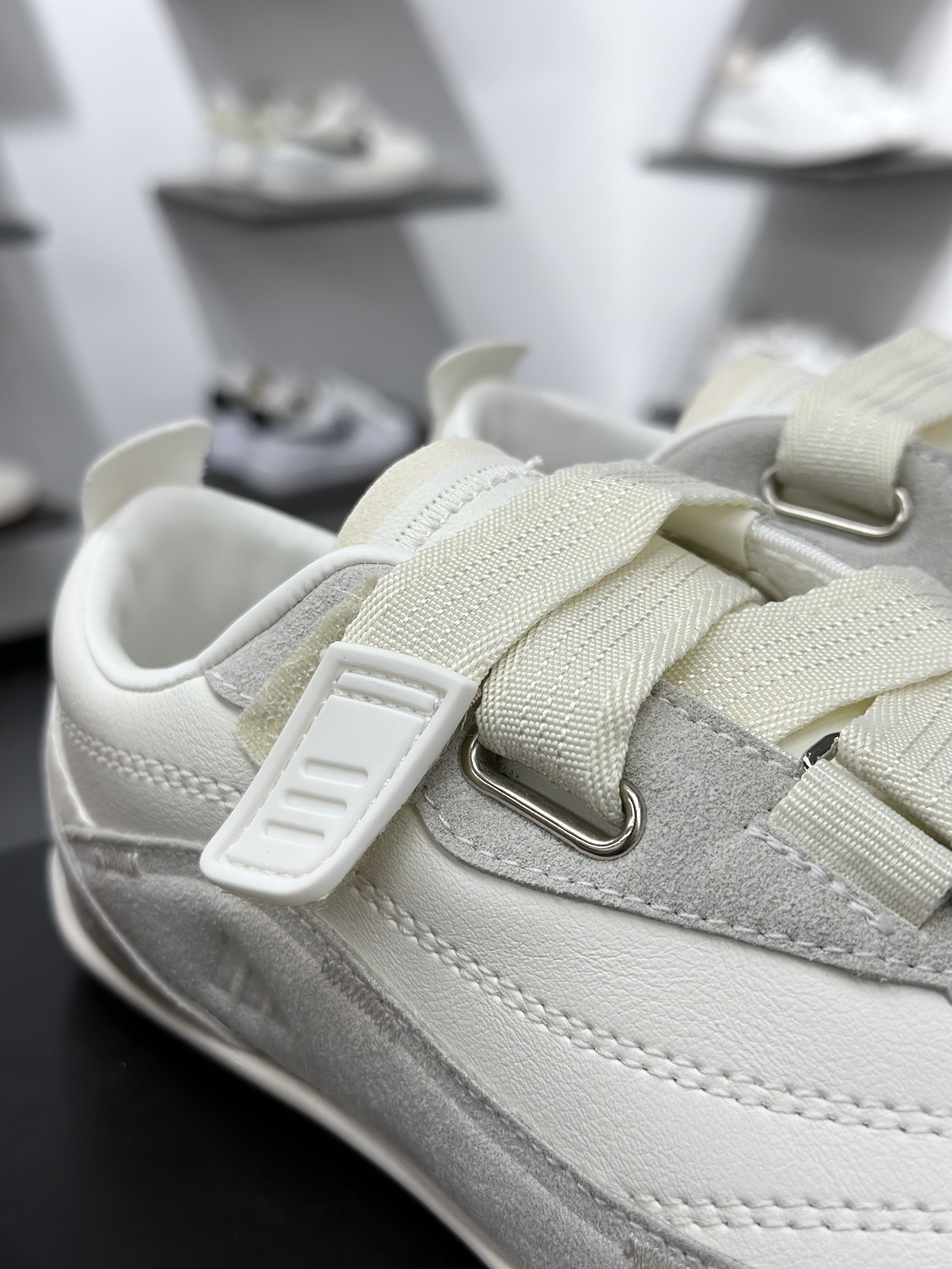 180 adidas URBAN REVERIE 舒适百搭 耐磨 低帮 生活休闲鞋 舒适百搭 耐磨低帮 阿迪达斯 生活休闲鞋 JQ9390-Chinese UA Cheap High Quatity Brand Clothes Bags handbags Sneakers wholesale wholesaler seller from China Factory suppliers Fashion Clothing Shoes best Quality Beautiful Price 180 adidas URBAN REVERIE 舒适百搭 耐磨 低帮 生活休闲鞋 舒适百搭 耐磨低帮 阿迪达斯 生活休闲鞋 JQ9390