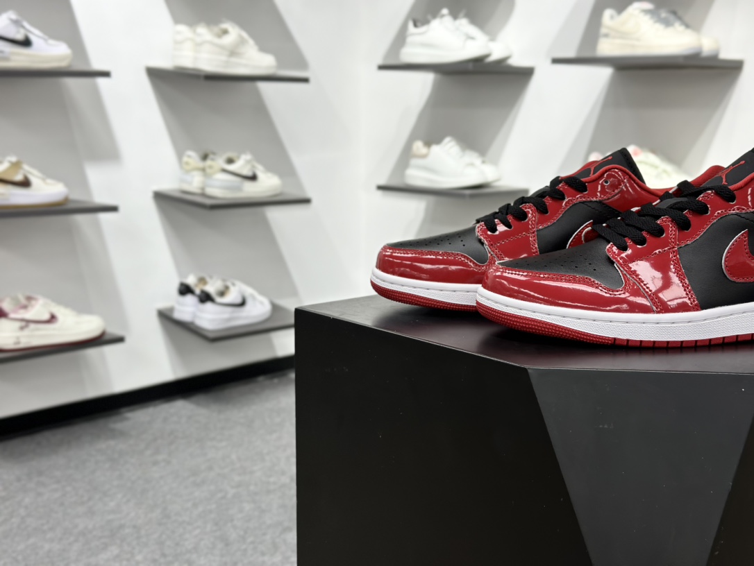Nike Air Jordan 1 Low 耐克 AJ1乔1低帮休闲板鞋 HV4089-086