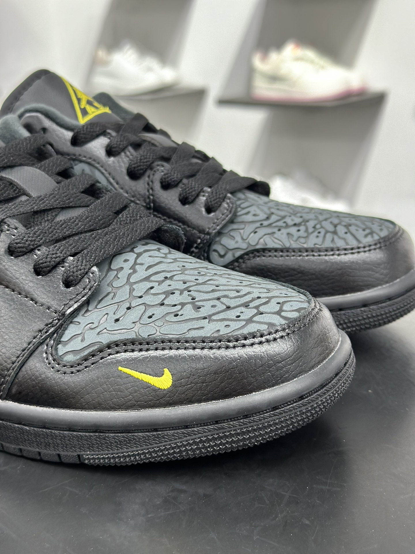 Nike Air Jordan 1 Low 耐克 AJ1乔1低帮休闲板鞋 IM6568-010