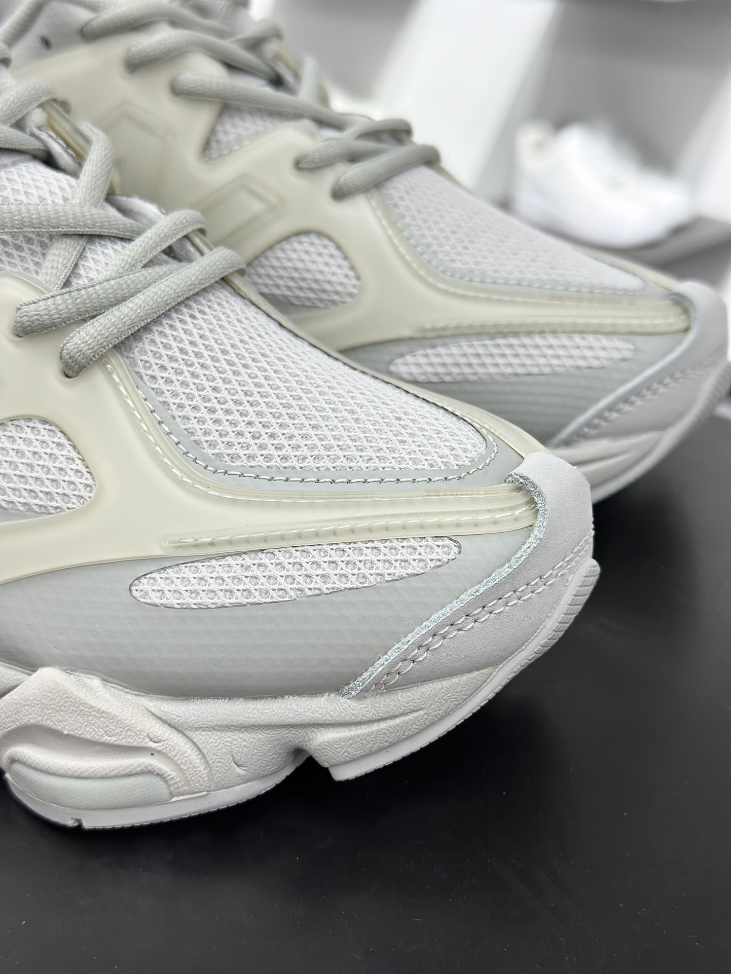 240 Joe Freshgoods x New Balance NB9060 联名款 复古休闲运动慢跑鞋 U9060IAB