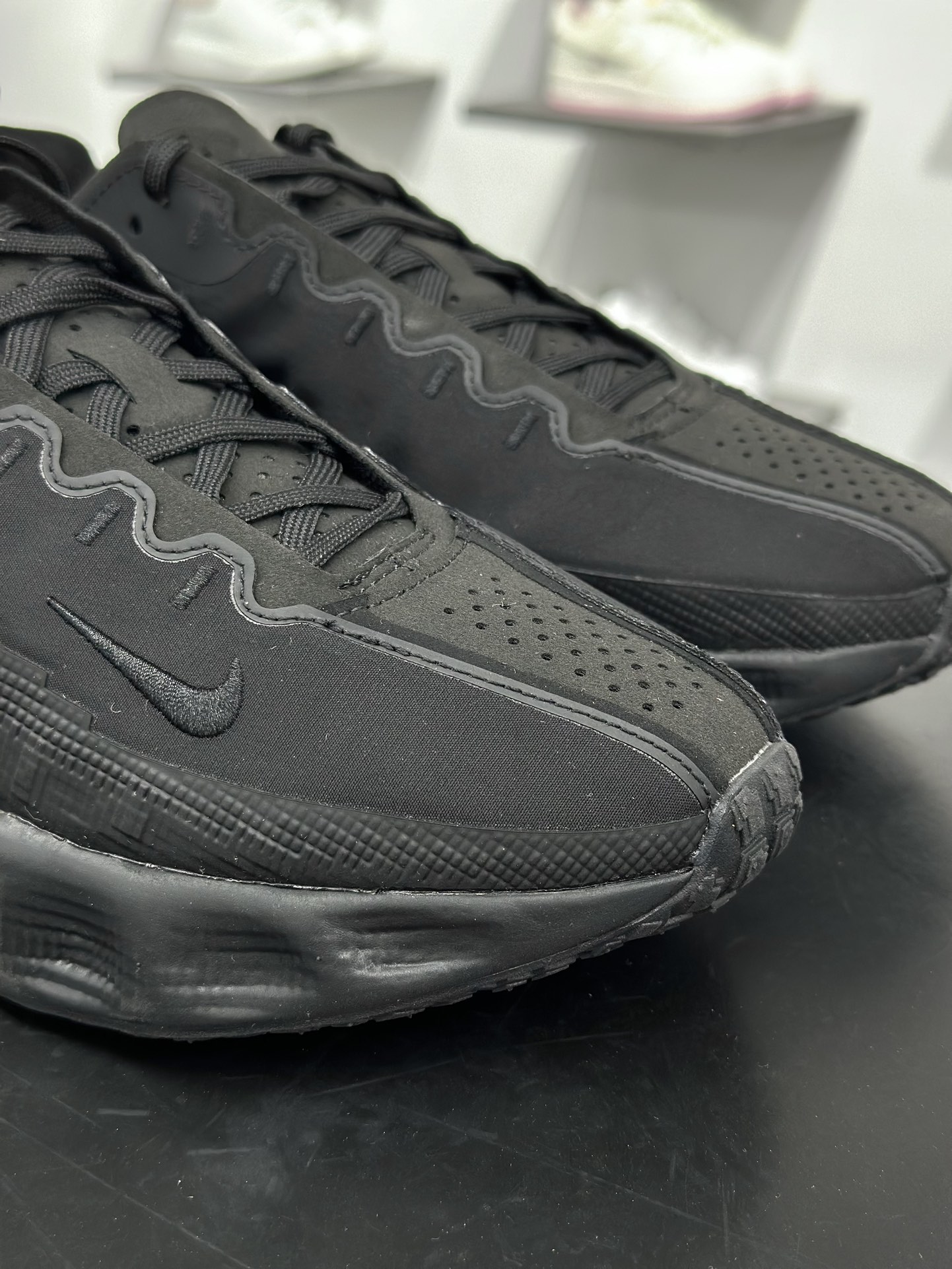 Nk Ava Rover Hs 低帮复古运动鞋 DX4215-005