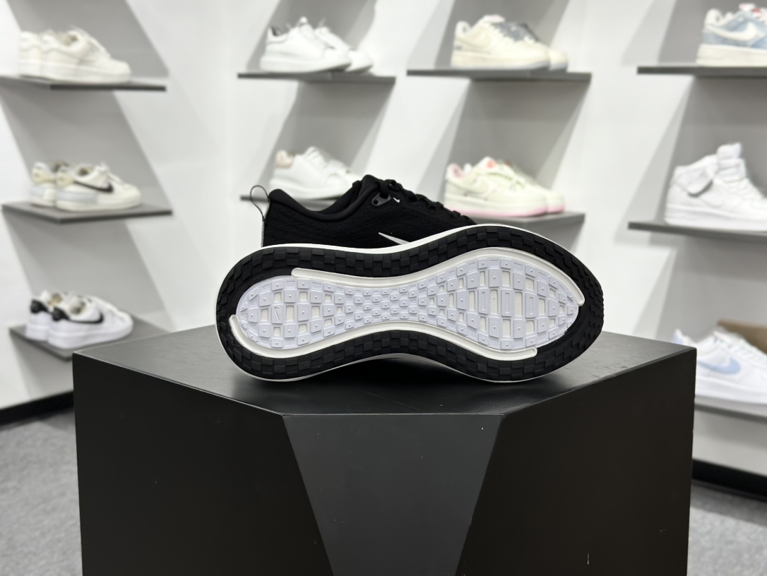 Nike Air Zoom Vomero Plus 耐克网面厚底气垫跑鞋 HV8150-002-莆田鞋,莆田鞋货源,高仿鞋,高仿鞋货源,安福档口,莆田高仿鞋,莆田鞋批发,高仿鞋批发,莆田高仿运动鞋,高仿运动鞋,莆田运动鞋 Nike Air Zoom Vomero Plus 耐克网面厚底气垫跑鞋 HV8150-002