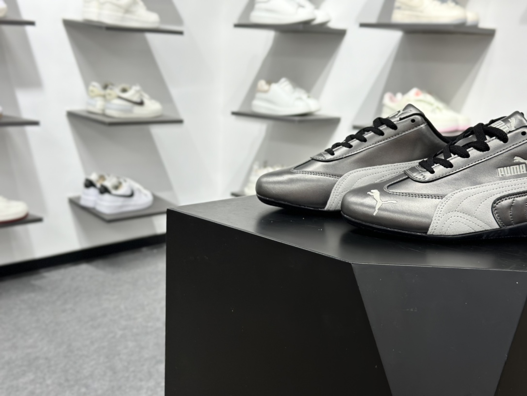 PUMA Speedcat 百搭单品 彪马 PUMA Speedcat 舒适运动 防滑轻便 低帮 生活休闲鞋 403689-02-莆田鞋,莆田鞋货源,高仿鞋,高仿鞋货源,安福档口,莆田高仿鞋,莆田鞋批发,高仿鞋批发,莆田高仿运动鞋,高仿运动鞋,莆田运动鞋 PUMA Speedcat 百搭单品 彪马 PUMA Speedcat 舒适运动 防滑轻便 低帮 生活休闲鞋 403689-02